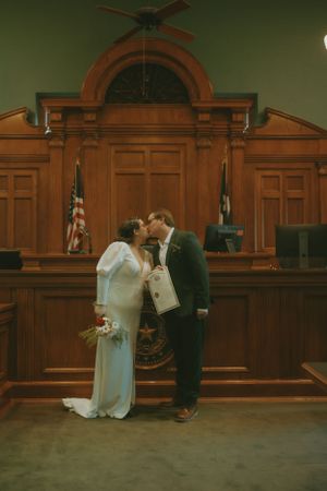 Fort Worth Texas downtown courthouse wedding photography-elopement photographer based in Texas with a vintage look and retro style