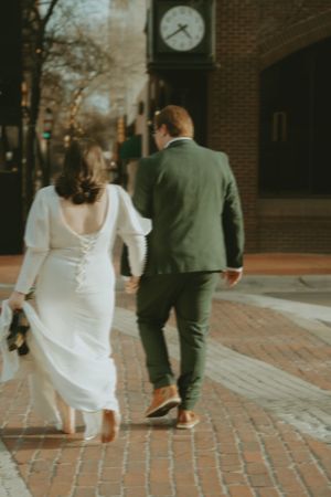 Fort Worth Texas downtown courthouse wedding photography-elopement photographer based in Texas with a vintage look and retro style