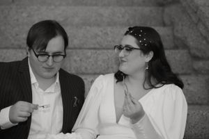 Fort Worth Texas downtown courthouse wedding photography-elopement photographer based in Texas with a vintage look and retro style