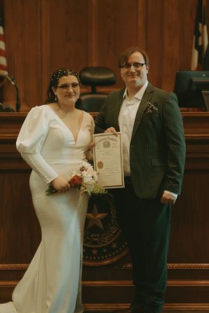 Fort Worth Texas downtown courthouse wedding photography-elopement photographer based in Texas with a vintage look and retro styleFort Worth