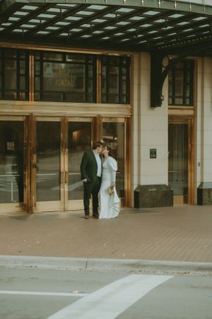 Fort Worth Texas downtown courthouse wedding photography-elopement photographer based in Texas with a vintage look and retro style