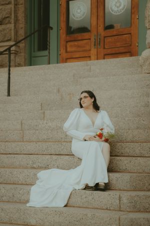 Fort Worth Texas downtown courthouse wedding photography-elopement photographer based in Texas with a vintage look and retro style