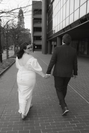 Fort Worth Texas downtown courthouse wedding photography-elopement photographer based in Texas with a vintage look and retro style