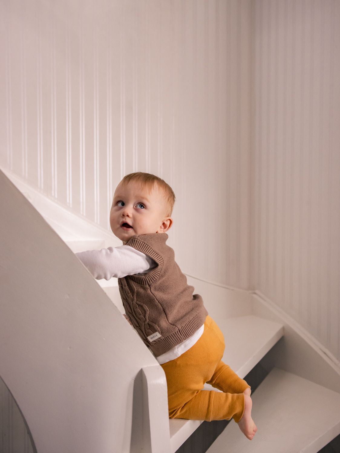 Kathy Sanchez Photography, Family FamiljeFotografering, Children barn, Bålsta Stockholm, Uppsala, inomhus, utomhus.