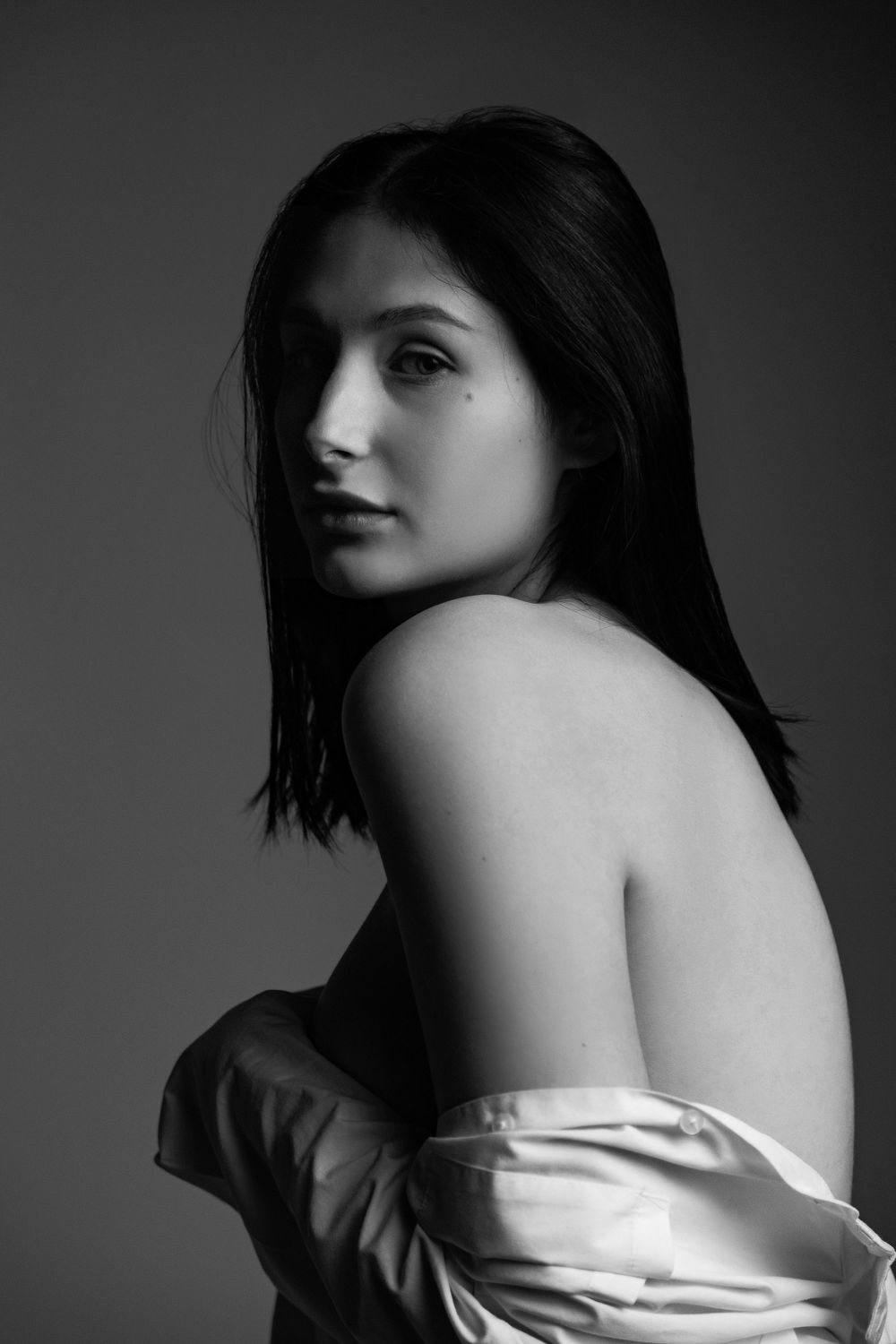 Model : Kristina Velichko