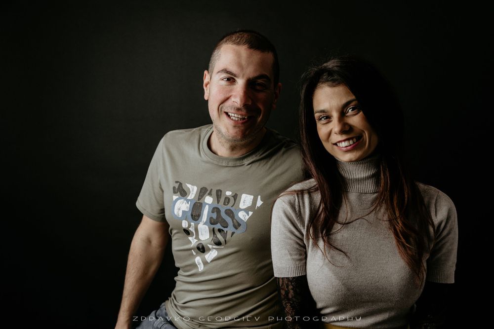 ПРАЗНИЧНА ФОТОСЕСИЯ ЗА ДЕНЯ НА ЖЕНАТА 8-МИ МАРТ