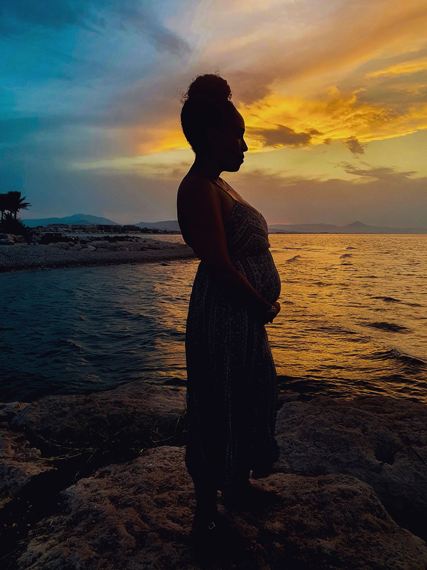 Maternity silhouette at sunset
