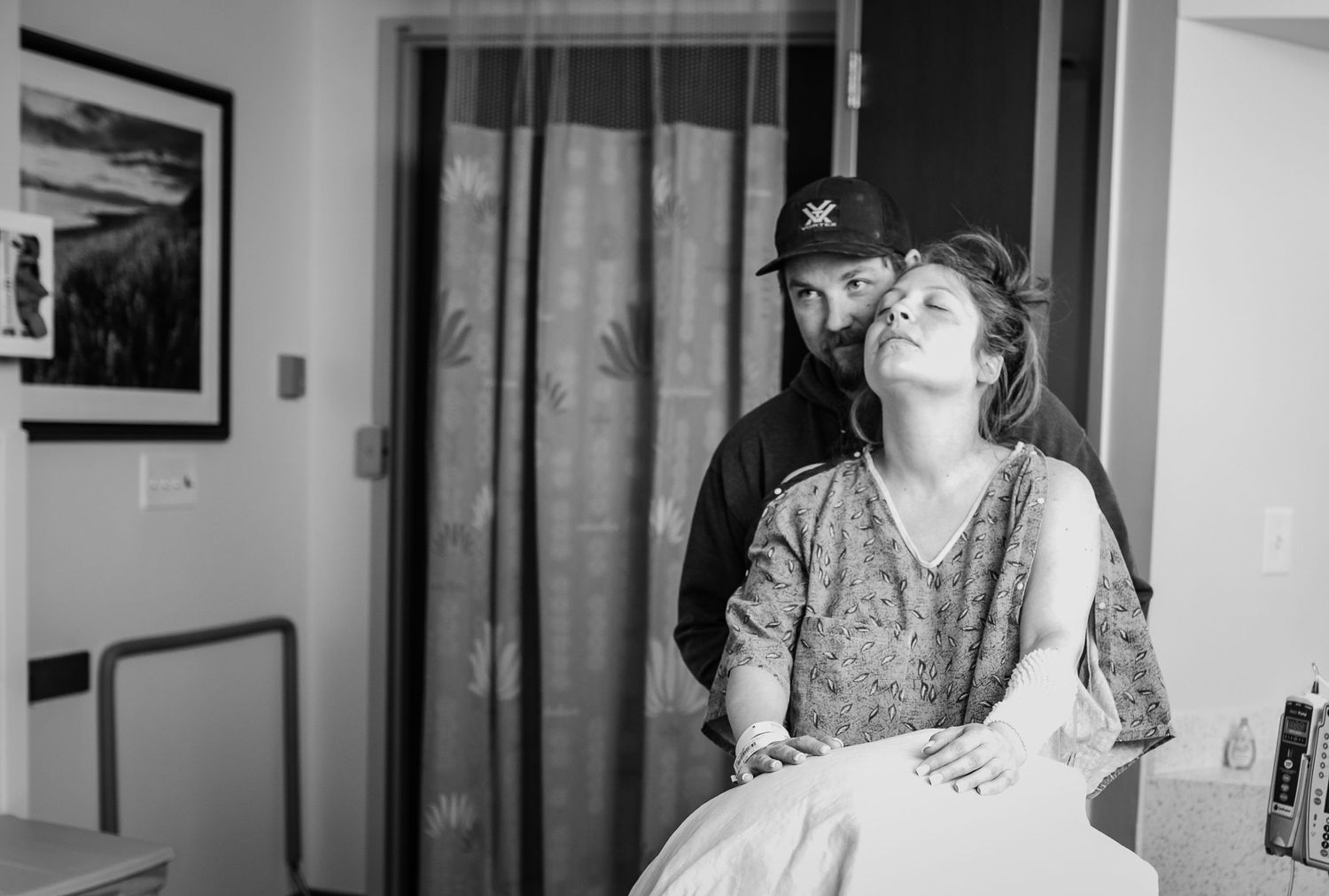 AMBER RUE BIRTH PHOTOGRAPHY intelligence overview