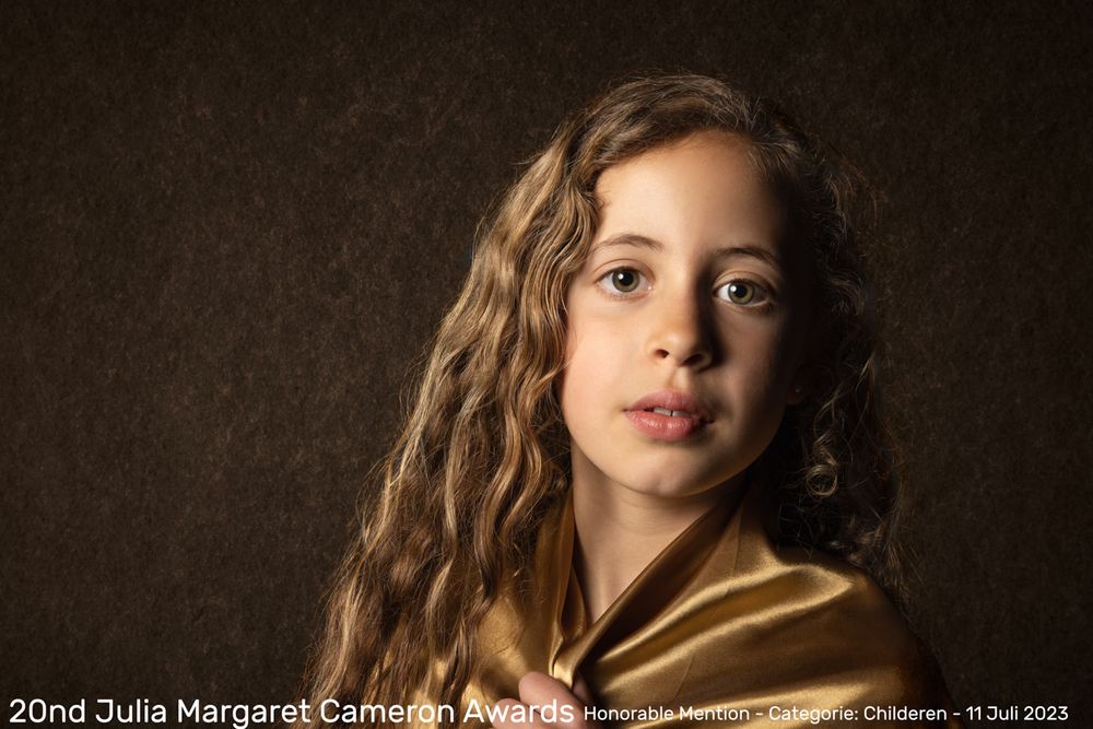 Kinderportret met pure blik – portretfotografie in Breda door Francisca Tax