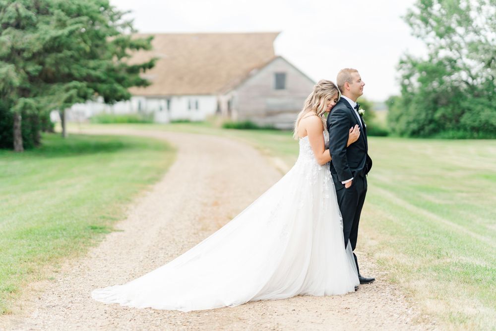 Fort Saskatchewan Wedding Couple