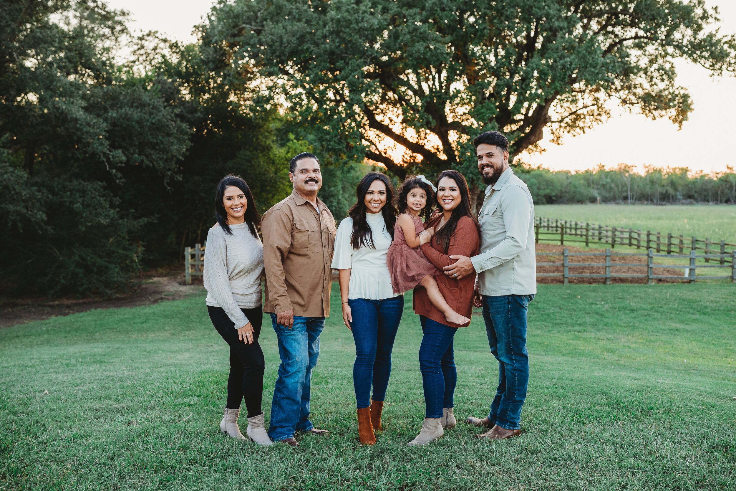 NEWBORN PHOTOGRAPHER, CAKE SMASH, FAMILY PHOTOGRAPHER, LEAGUE CITY PHOTOGRAPHER, BEST FAMILY PHOTOGRAPHER OUTDOOR