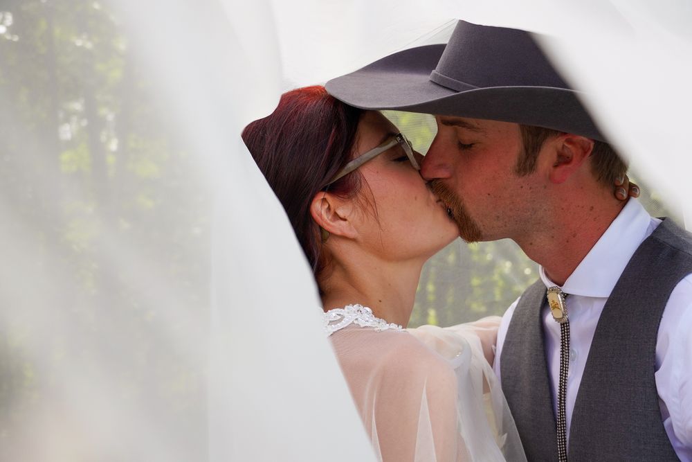 Central Alberta Wedding Photographer