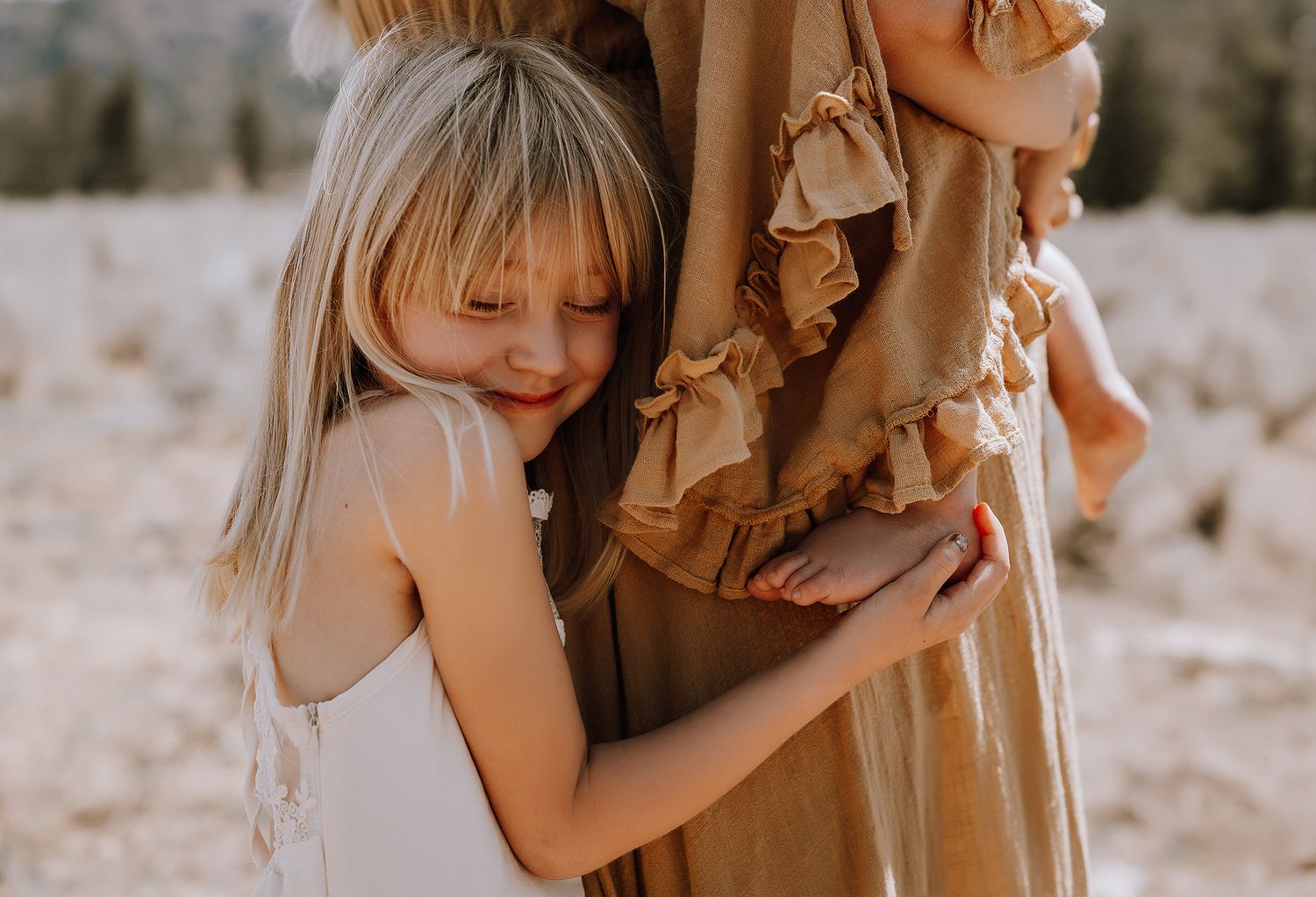 family shoot of little girl