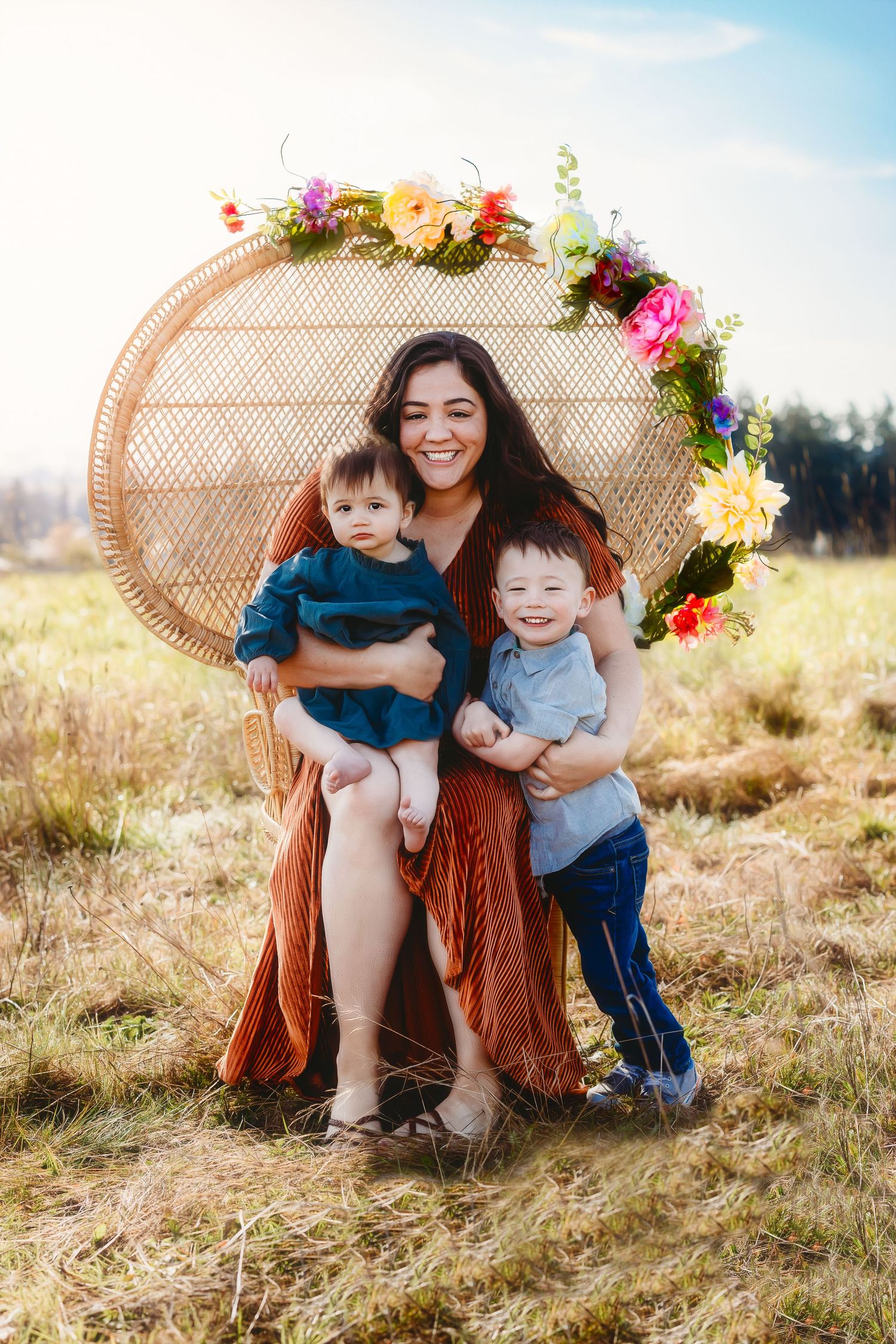Mommy and me photoshoot with Peacock chair in Graham Washington