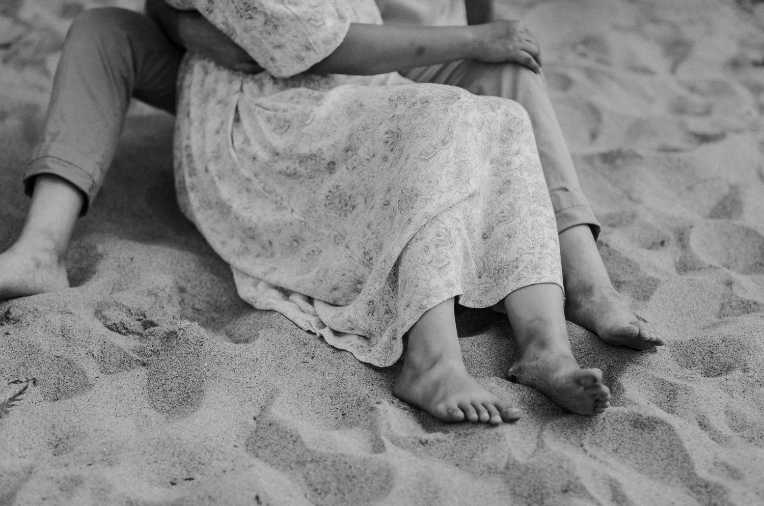 E. Noelle Photography couple engagement in the Los Angeles Malibu hills, in sand on beach