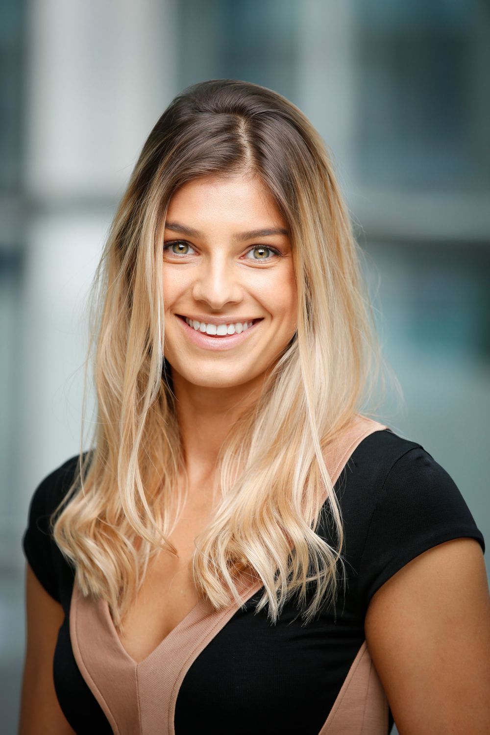 corporate headshots london | corporate headshots st albans | linkedin profile photographer