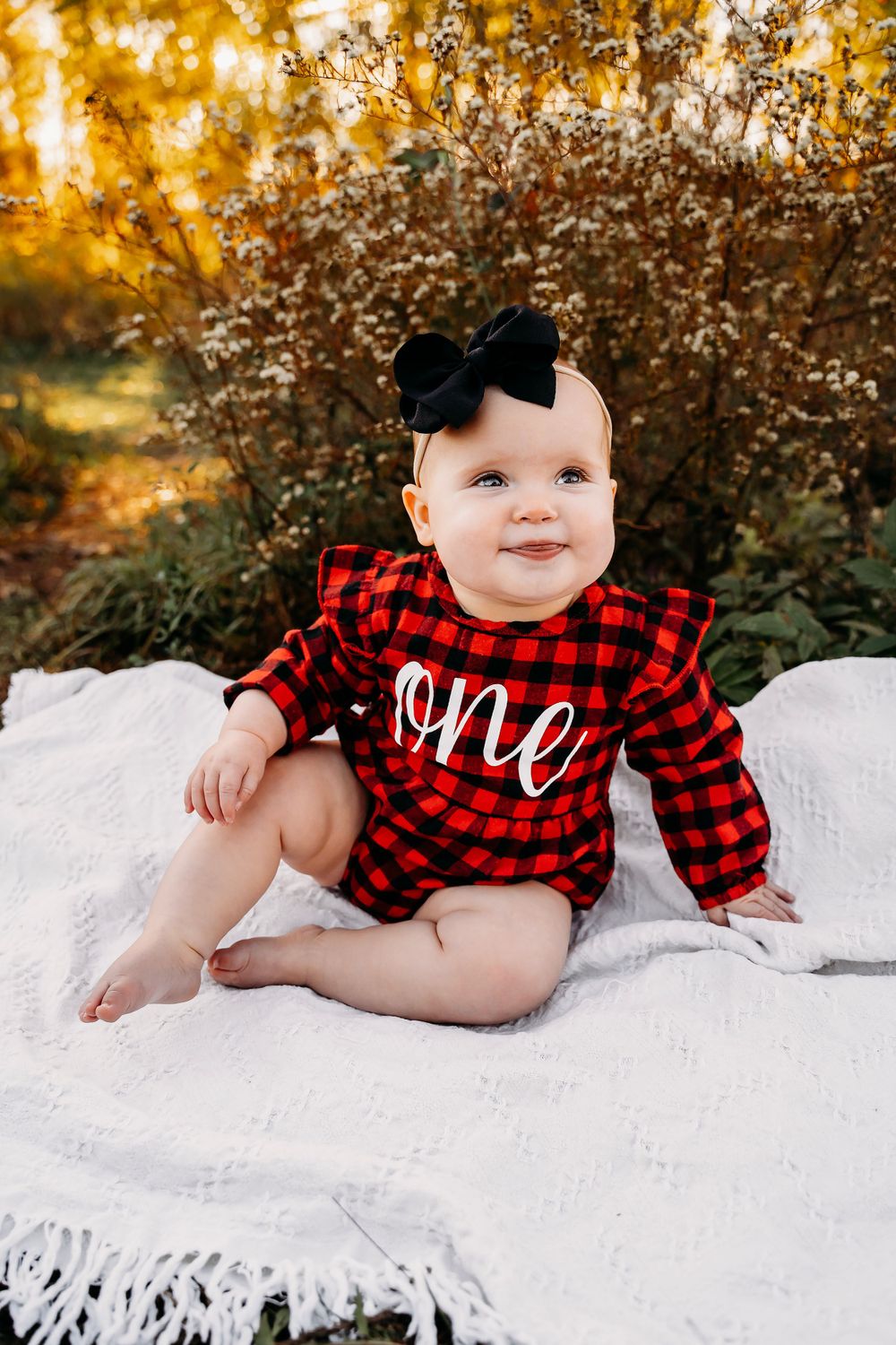 Farmington Minnesota Twin Cities Outdoor Christmas Girl First Birthday Plaid Bodysuit One Year Old