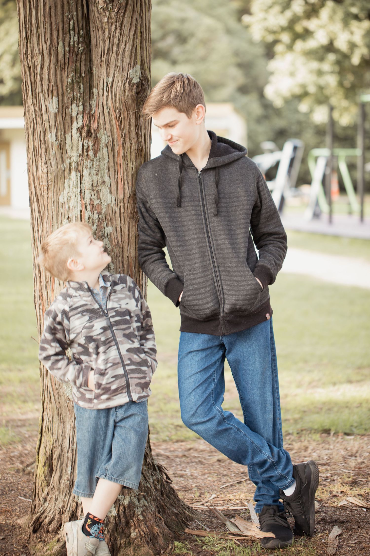 Palmerston North Newborn Baby Family Photographer. Family brothers