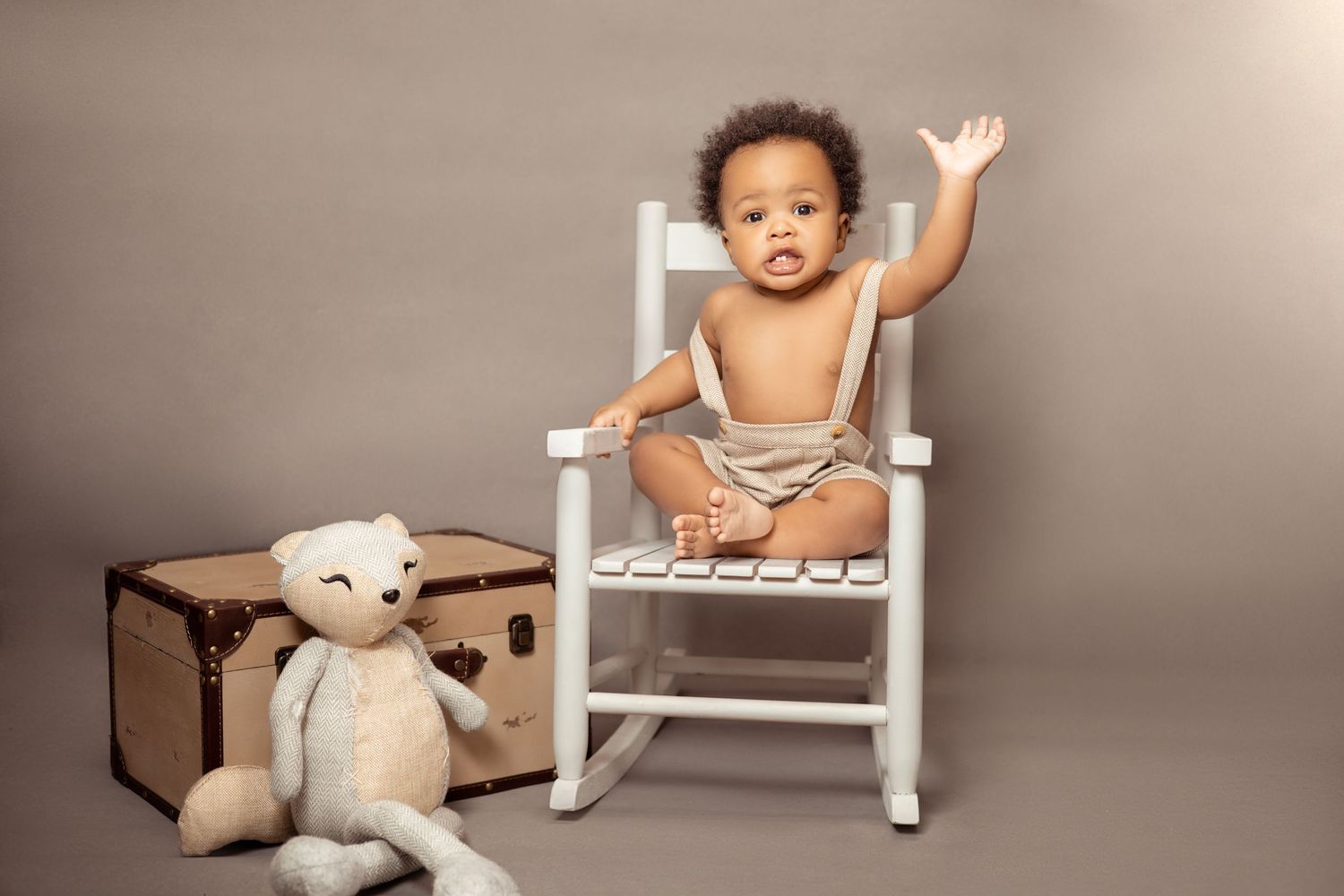 Sitter session, cake smash, baby portrait