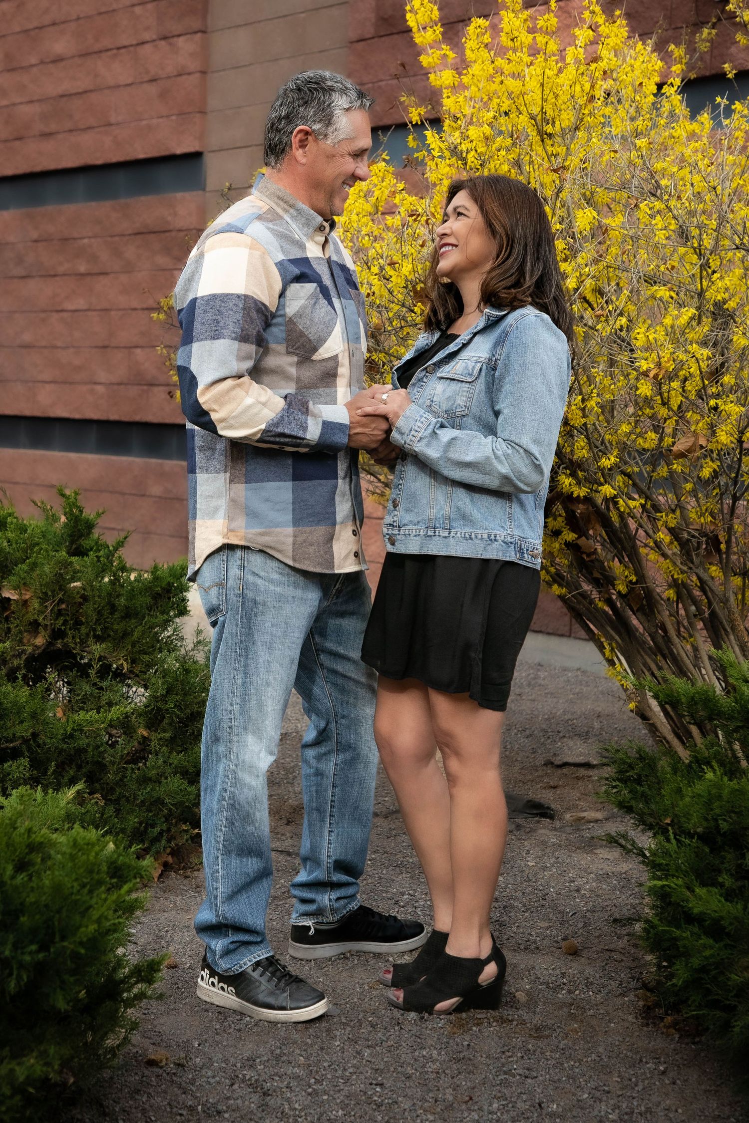 Robert & Sue (DanDan2023)-5-Anniversary Pictures-DC Barrone Photography-Taos, NM