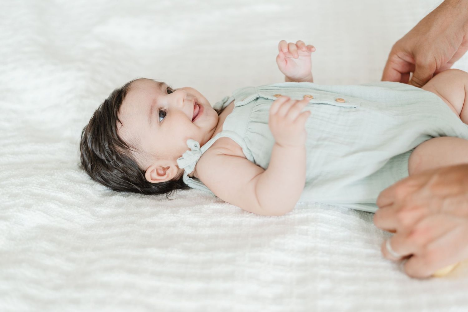 Newborn lifestyle session in Toronto Ontario