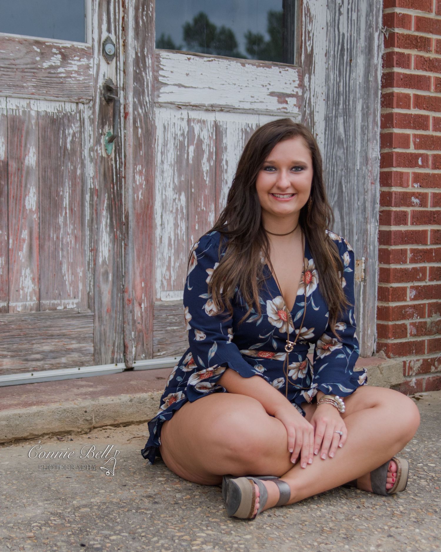 Senior Graduation Portrait l Connie Bell Photography l Clinton, Mississippi l Senior, Family, and Wedding Photographer