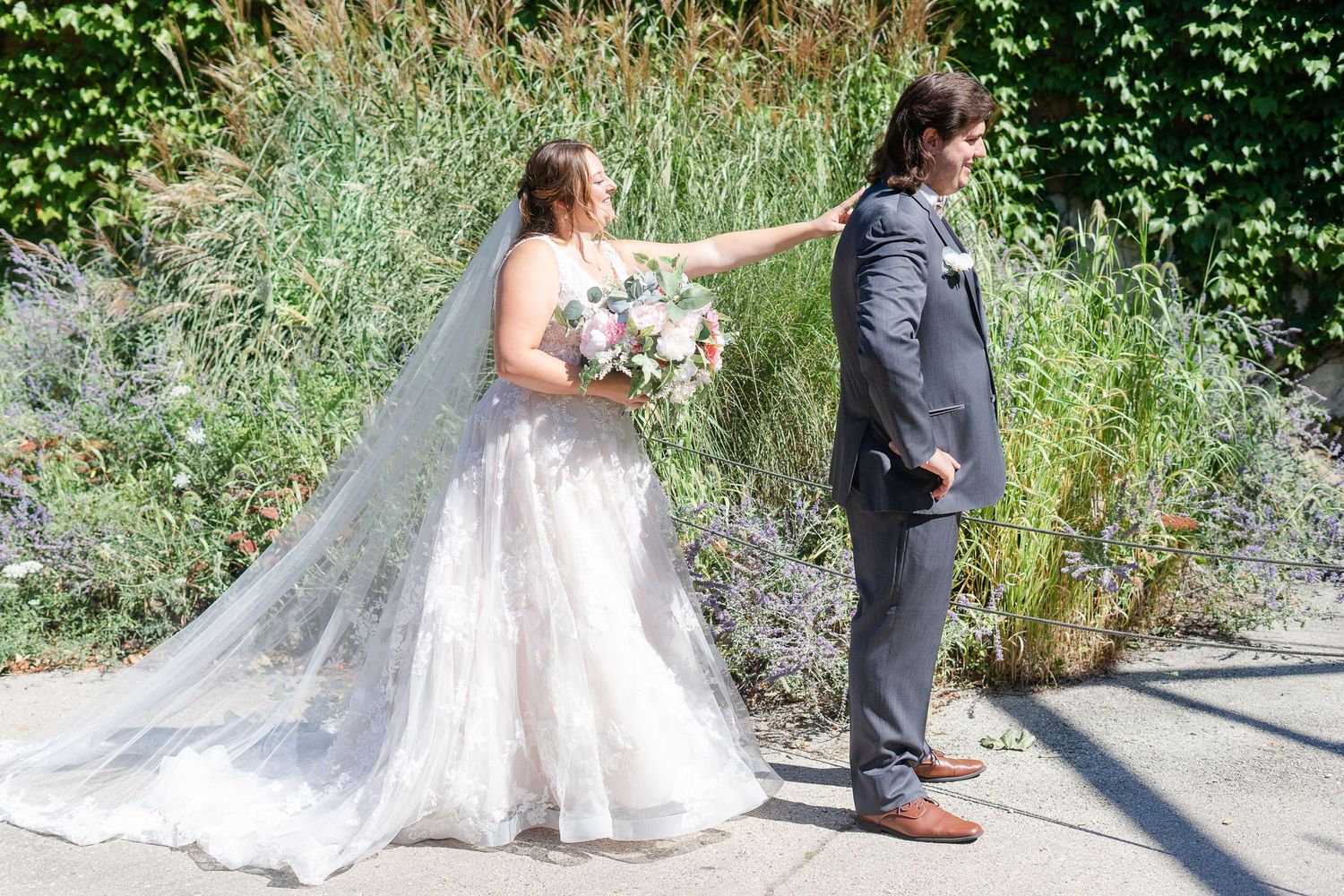 Wedding at Racine Zoo, Racine Wedding Photographer, Zoo Wedding, Wedding at Roma Lodge, Wedding Photos Racine