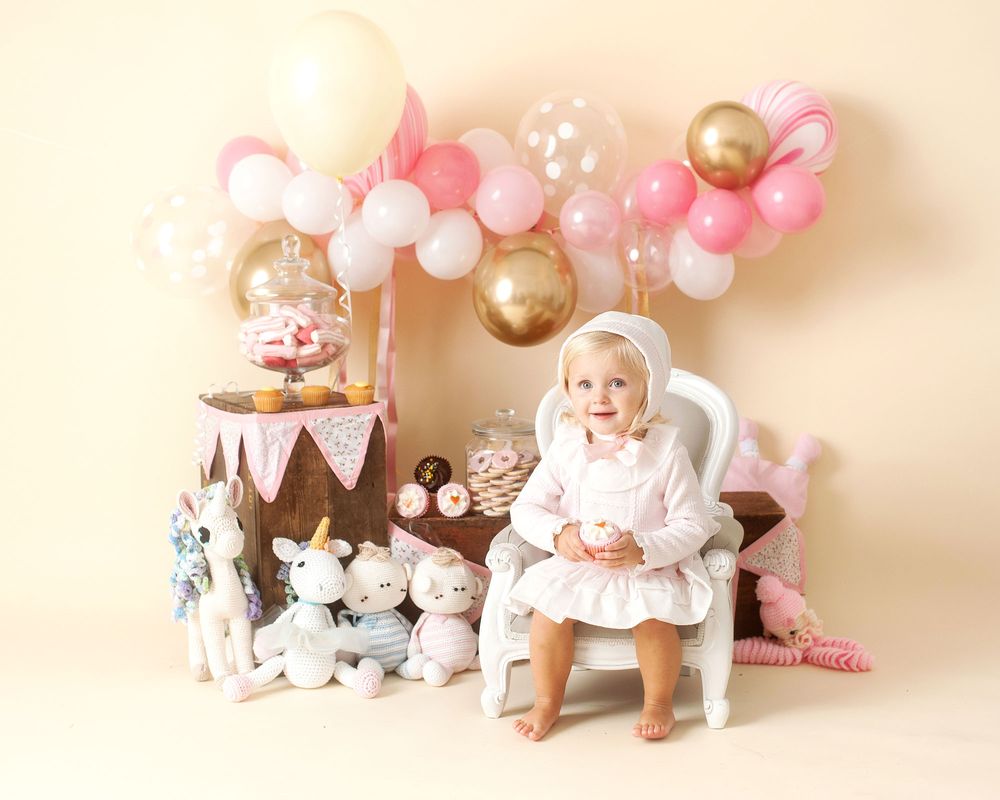 pretty  cake smash session with baby girl and her dog liverpool