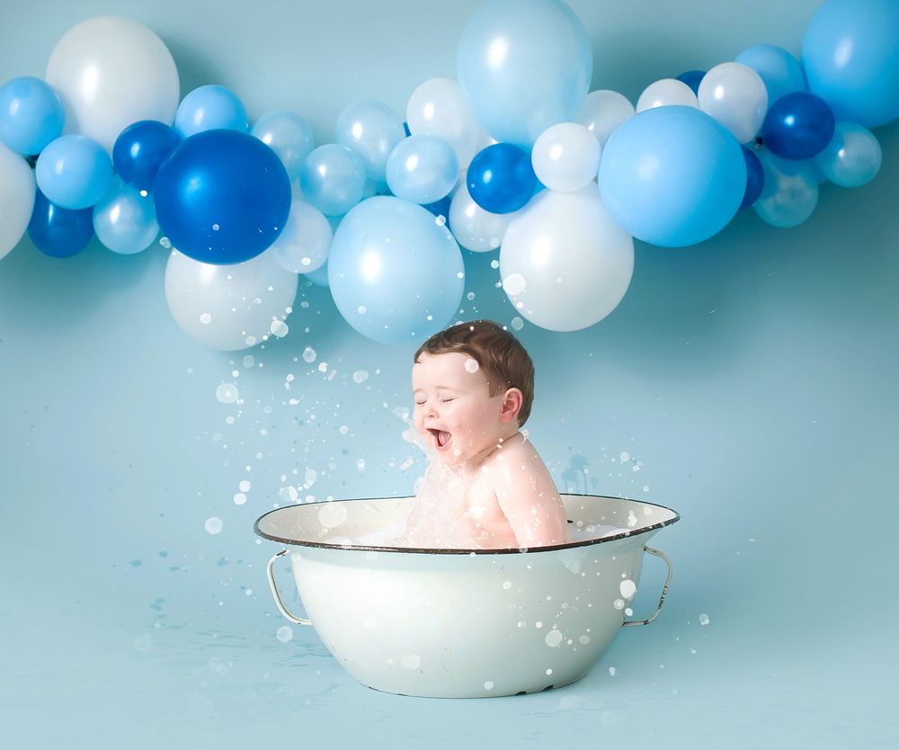 boys cake smash and splash session liverpool