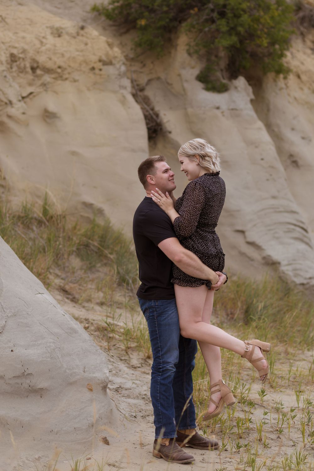 Engagement Photography, Western North Dakota, Medora, Couples Photography, Hebron North Dakota Photography