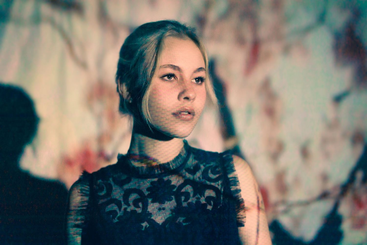 Singer Songwriter Anna Duboc