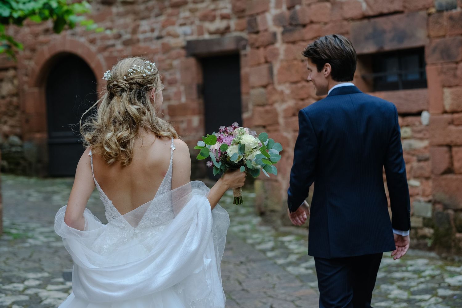 Mariage romantique et médiéval en Corrèze entre Collonges-la-Rouge et le Domaine de la Fage