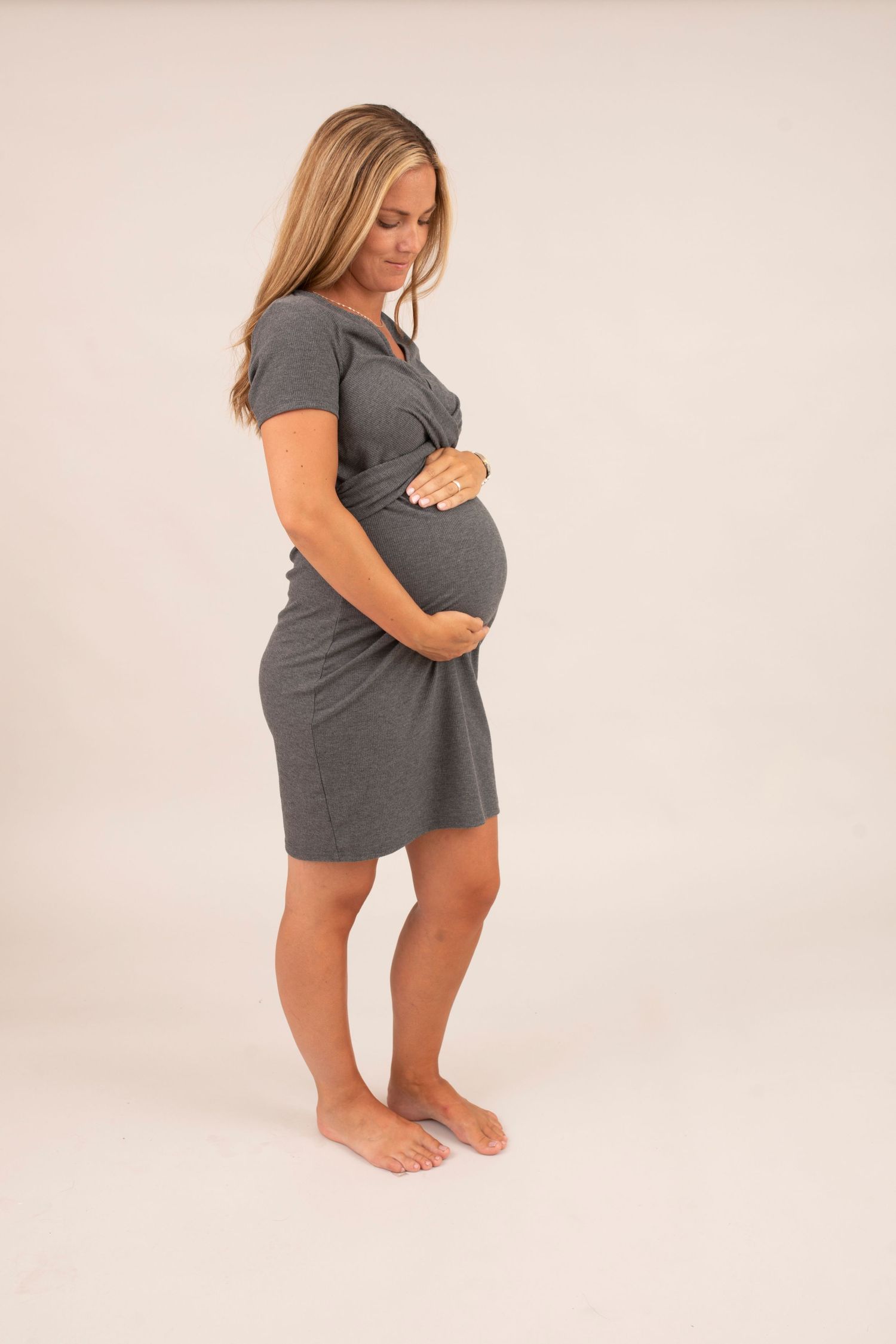 fotograf Värmland Kristinehamn bröllopsfotograf nyföddfotografering gravidfotografering familjefotografering studiofotografering körkort