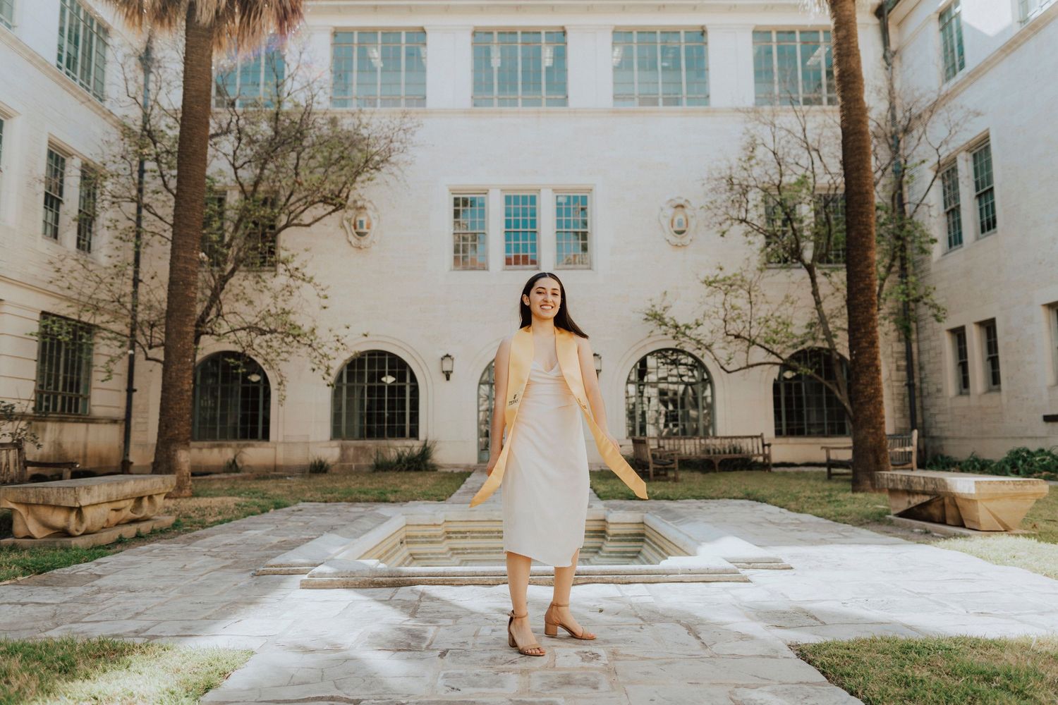 Fine art documentary style senior and graduate portrait photographer based in Austin Texas