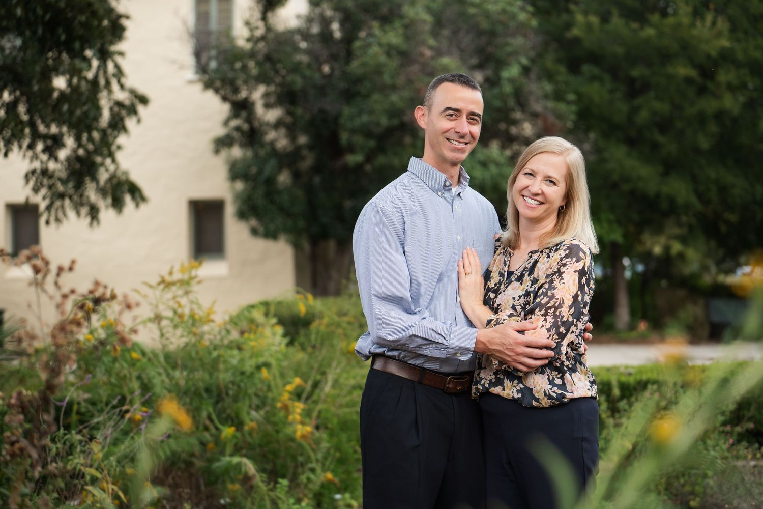 Portrait of husband and wife in Landa Gardens at Landa Library