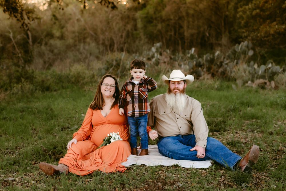 Katy Montoya Photography - Kenedy, Texas Photographer - Austin, Texas Maternity Photographer