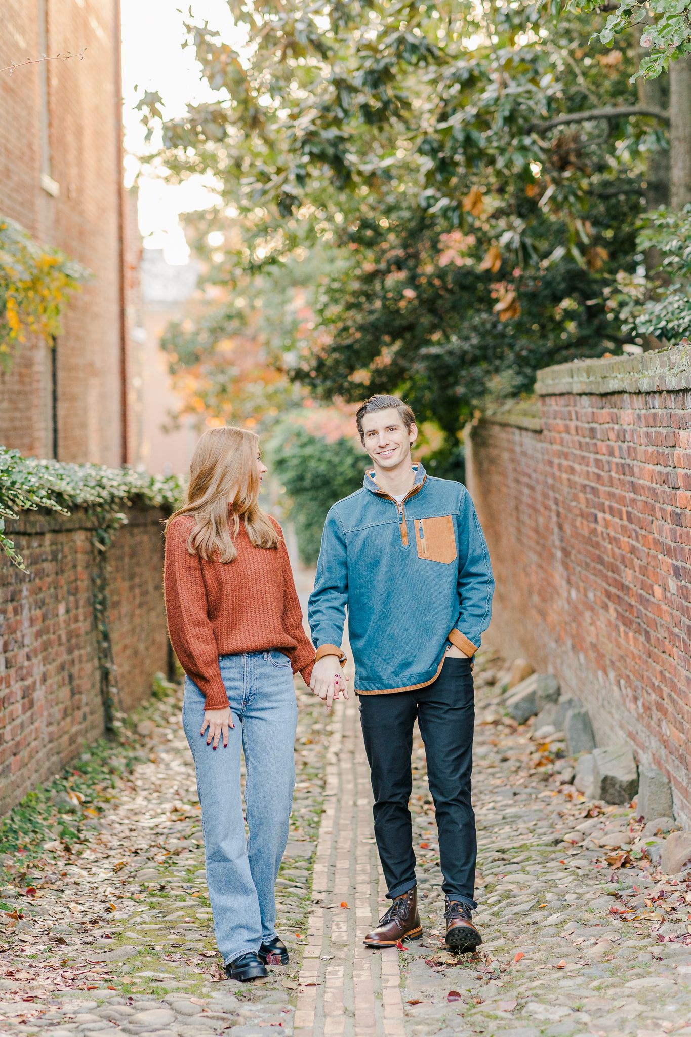 OLD TOWN ALEXANDRIA FALL ENGAGEMENT SHOOT