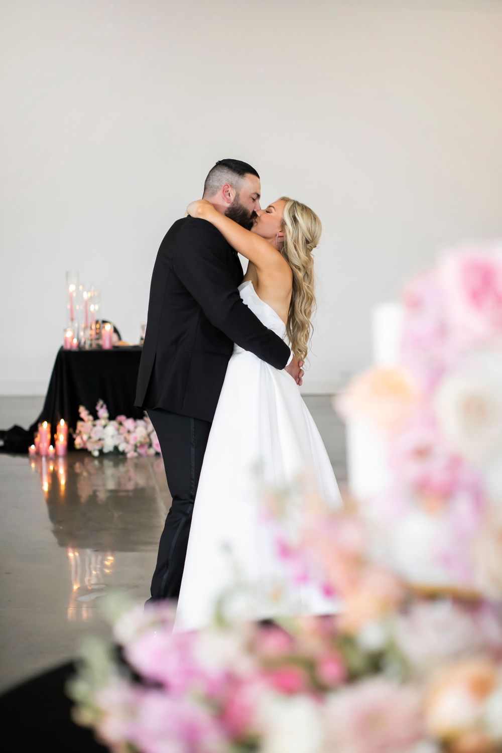 Alyssa Marie Photography - Diamond Creek Farm Wedding