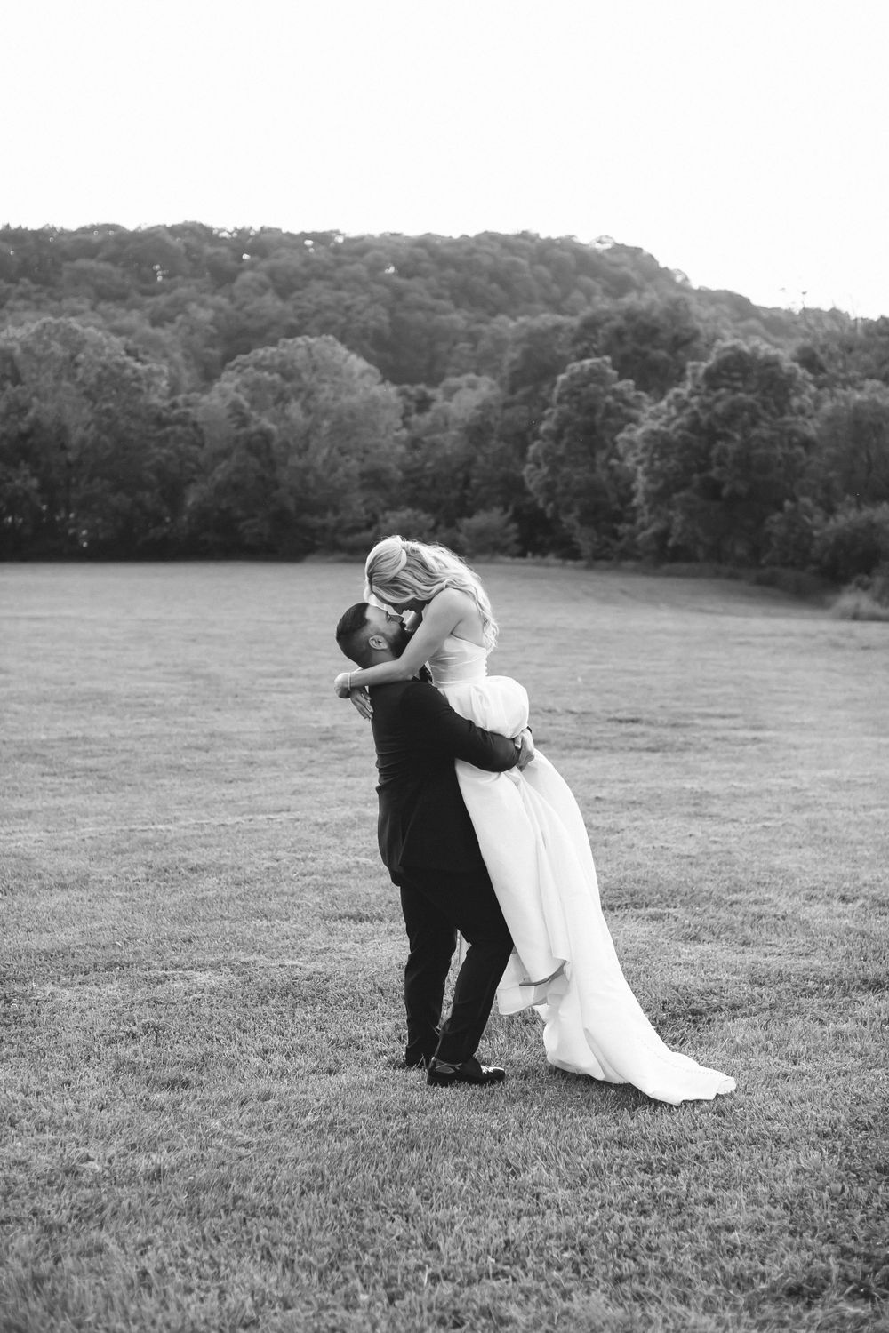 Alyssa Marie Photography - Diamond Creek Farm Wedding