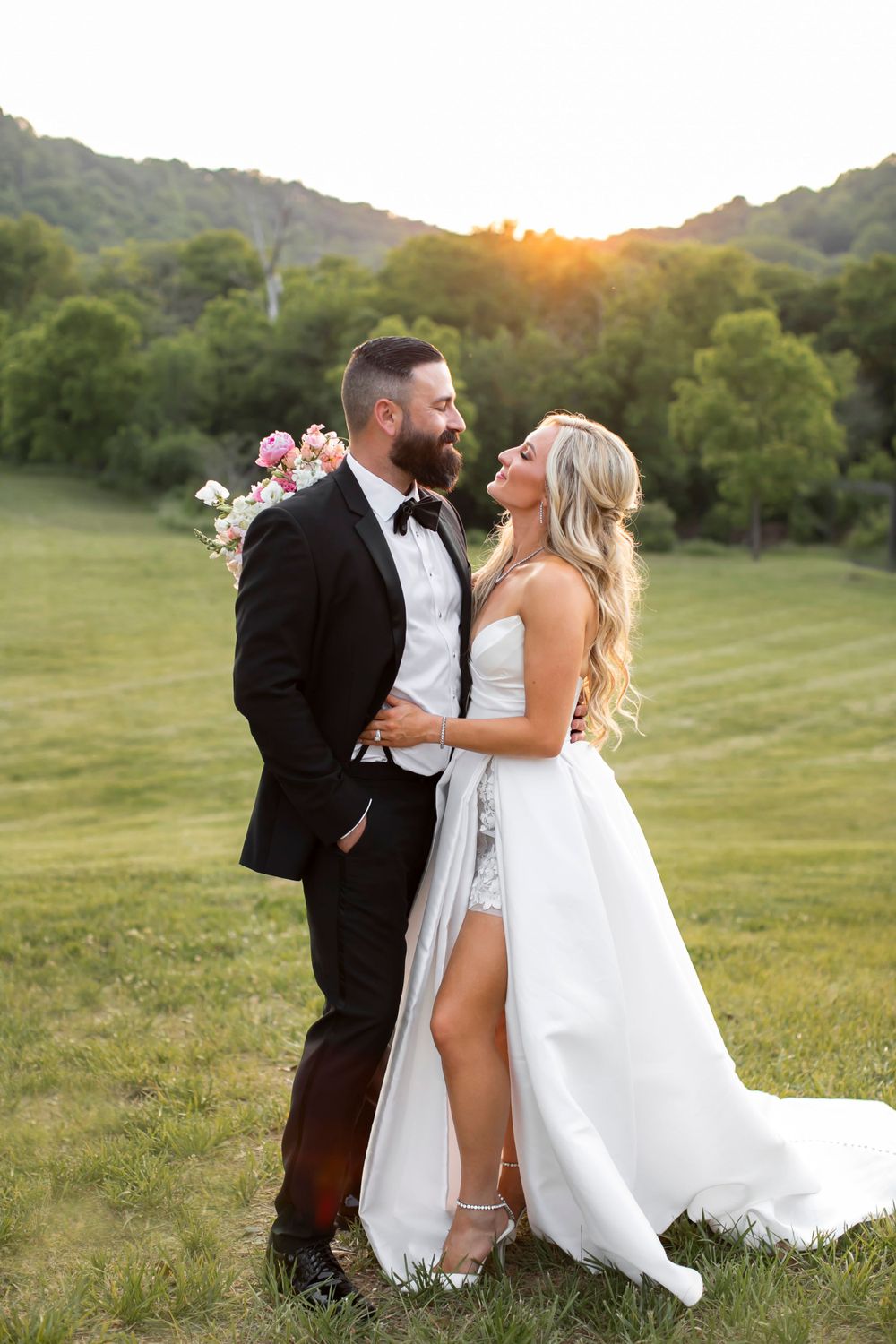 Alyssa Marie Photography - Diamond Creek Farm Wedding