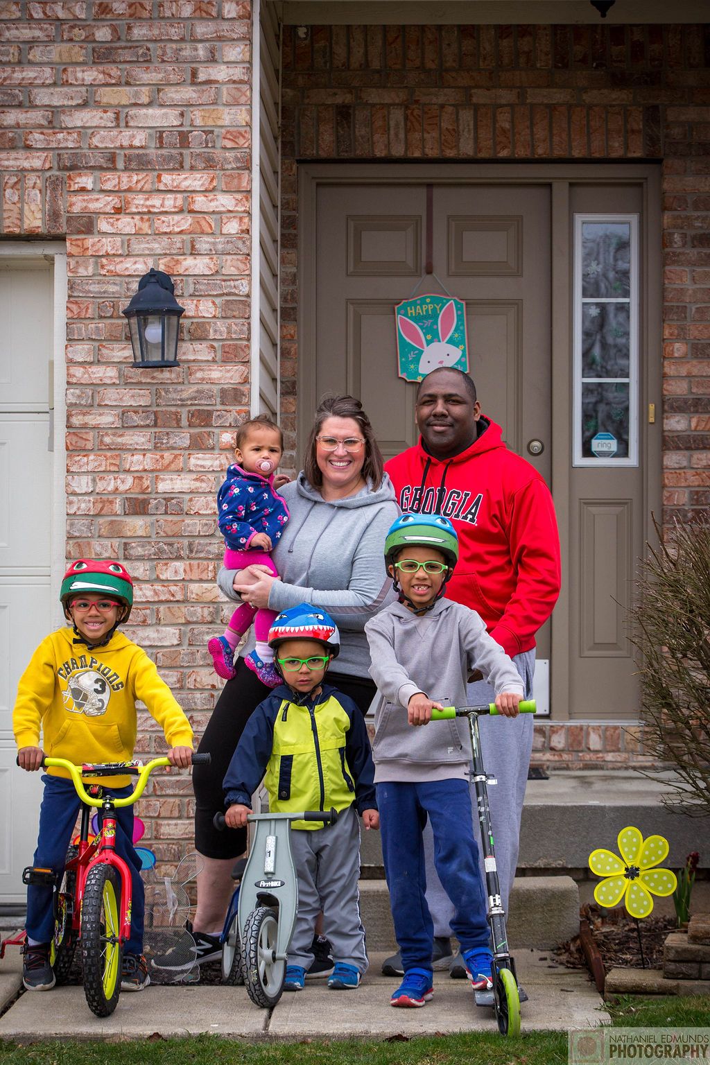 At Our Doorstep pictures of family during the pandemic