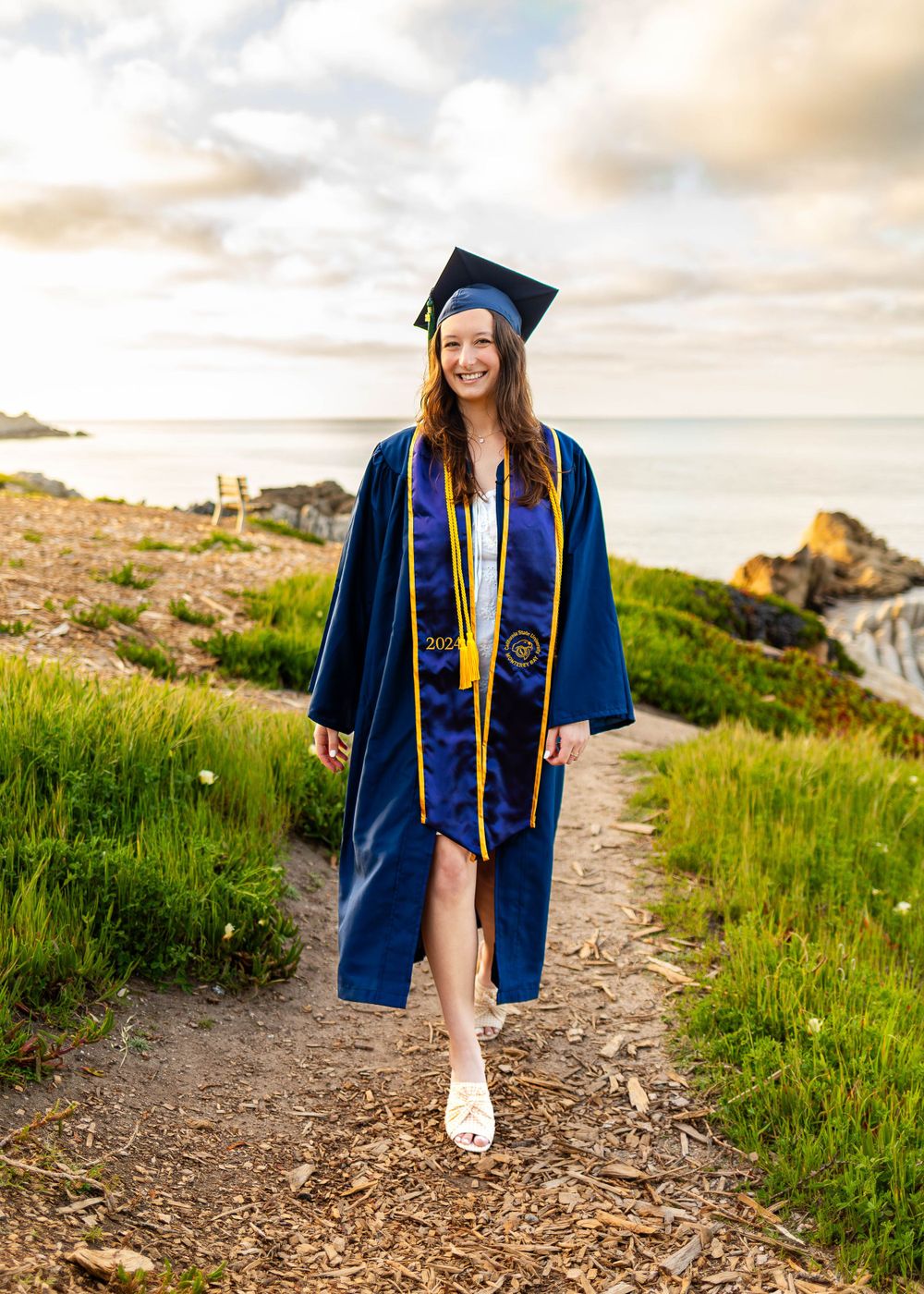 senior-portraits-burke-lake.jpg