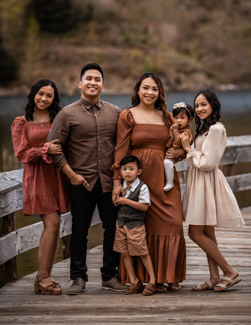 Lake family portrait session by wander and wild photography