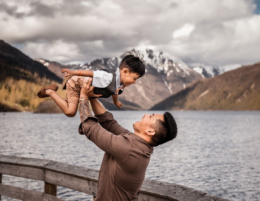 Lake family portrait session by wander and wild photography