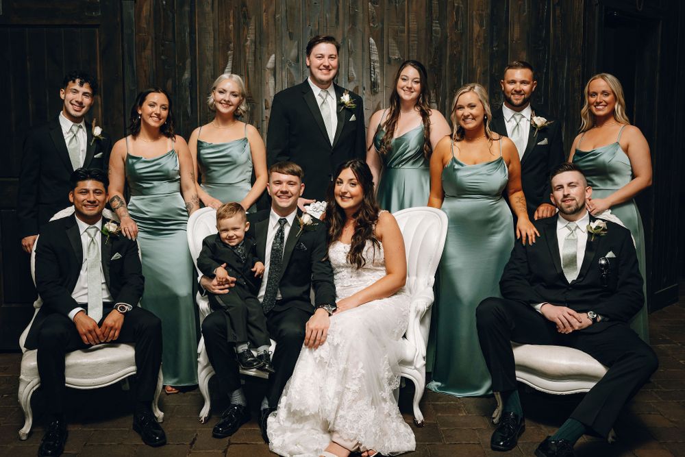 Gathered Oaks Alexandria, MN wedding photographer