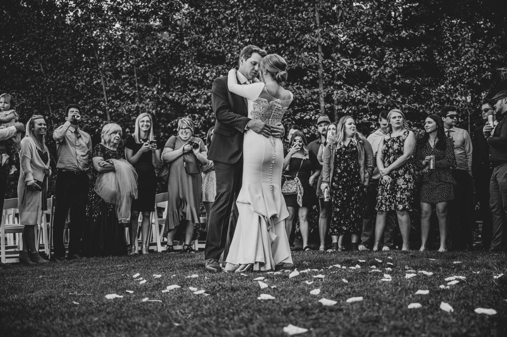 The Barn at Dunvilla Pelican Rapids, MN Wedding photographer