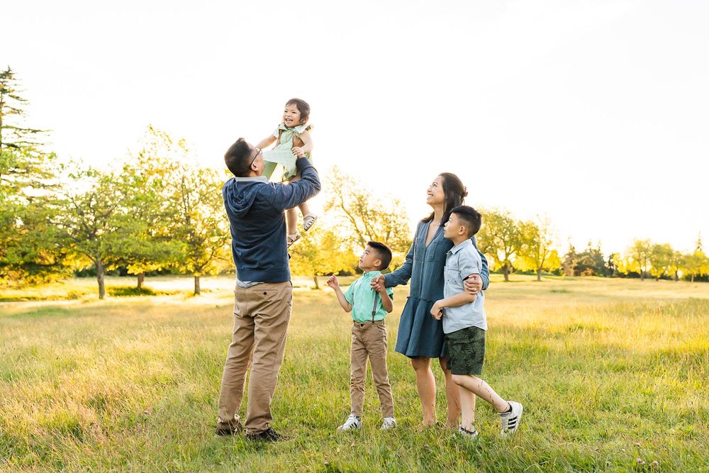 Seattle Family Photography, Discovery Park, golden hour, daughter laughing, backlit