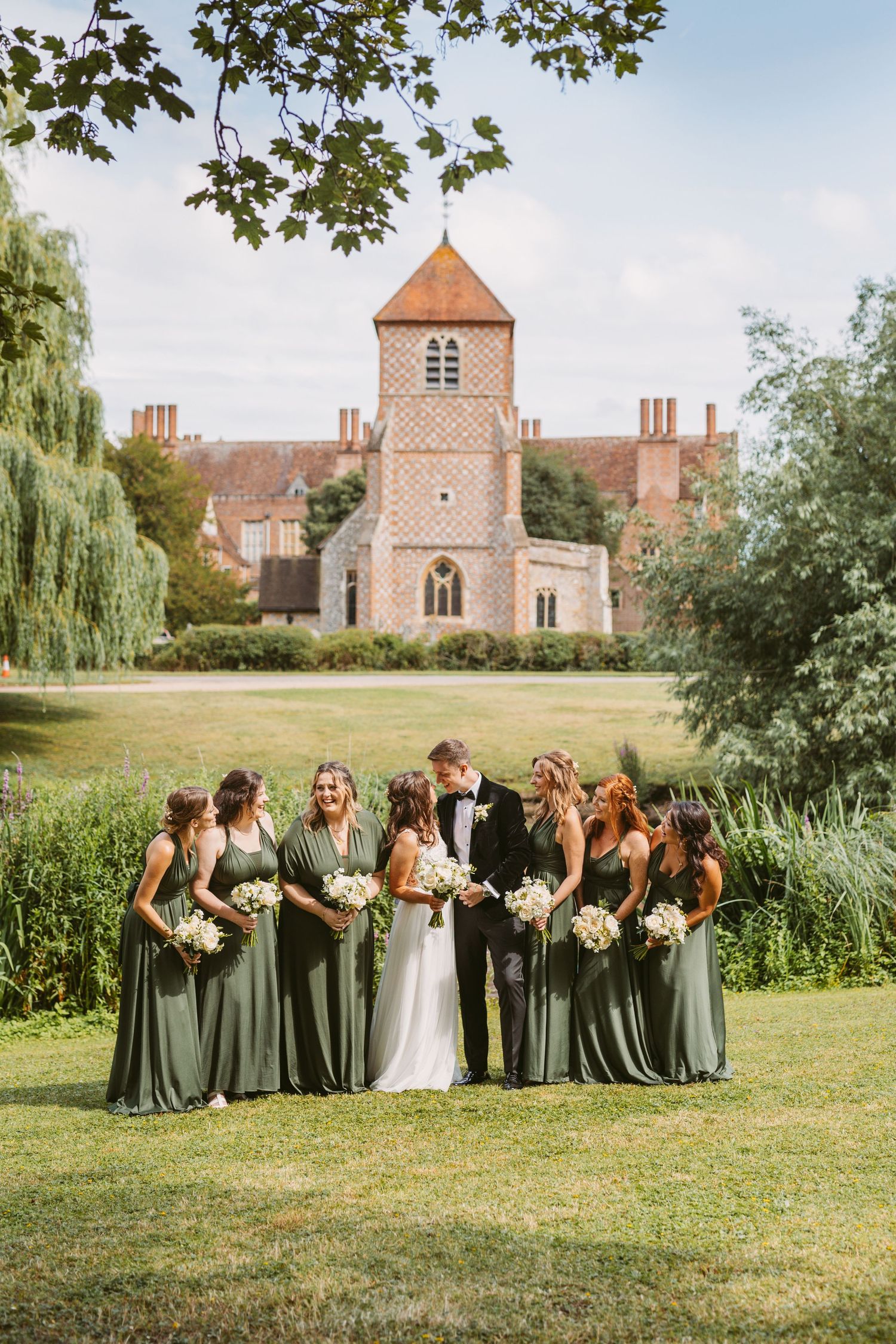 Mapledurham wedding photographer venue www.vickyphotography.co.uk