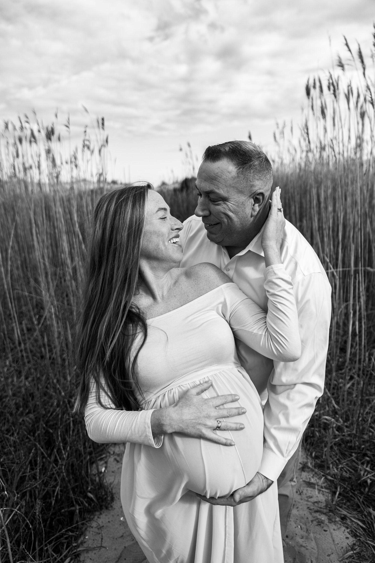 South Jersey Wedding Photographer. Budget Friendly. South Jersey Wedding specilist. Maternity Session. Weddings, Elopements, Engagments.
