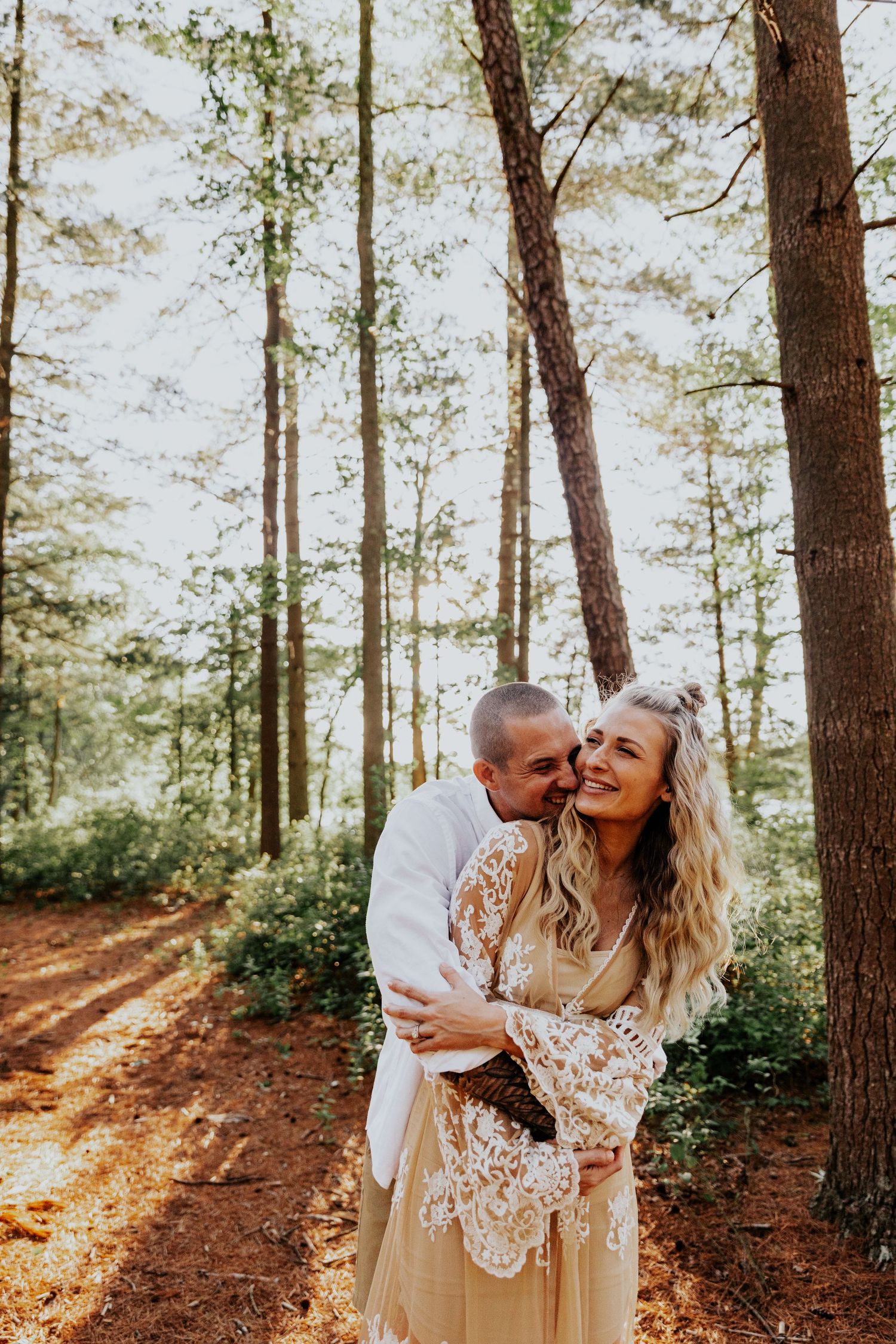 South Jersey Wedding Photographer. Budget Friendly. South Jersey Wedding specilist. Maternity Session. Weddings, Elopements, Engagments.